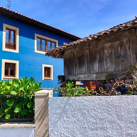 La Casa Azul * Llanes